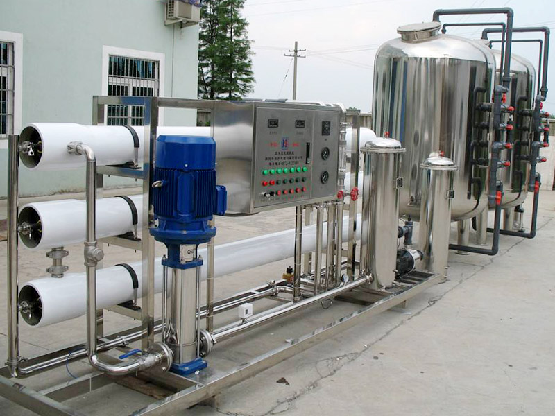 什么是纯水设备？特点、原理、应用介绍